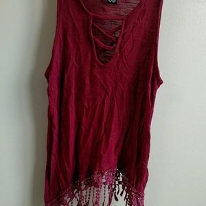 Maroon lacey tank